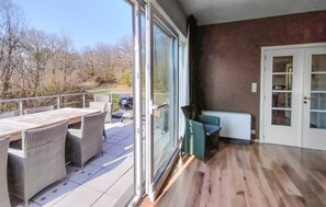 Outdoor dining - Stunning home in Durbuy with sauna (Durbuy)