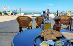 Servei de restauració a l'aire lliure