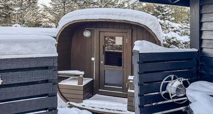 Awesome home in Løkken with sauna