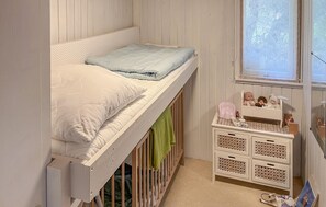 4 多间卧室、旅行婴儿床