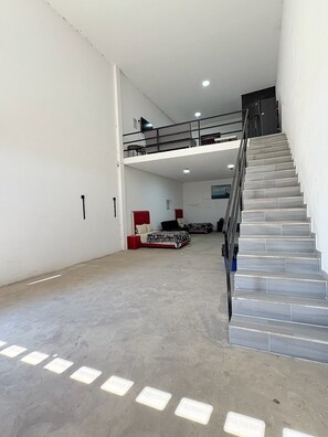 Living area - Periférico Bodega con Departamento C (Tonalá)