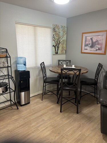 Charming 1-bedroom condo in brilliant Lake Havasu City with Boat Parking