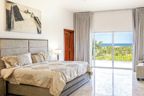 7 bedrooms, in-room safe, iron/ironing board, travel crib