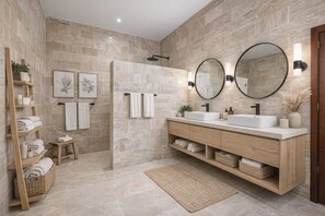 Jetted tub, hair dryer, bidet, towels