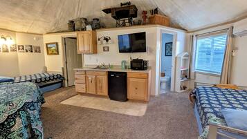 1 chambre, fer et planche Ă repasser, Wi-Fi, draps fournis