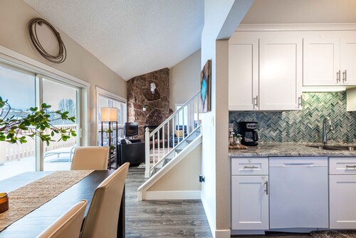 4BR Mountain Retreat , Fireplace, Deck with Views, RMNP