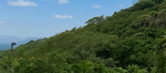 Enchanting 5-bedroom cottage with WiFi in San José