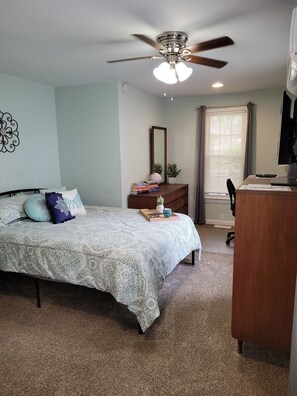 1 Schlafzimmer, Schreibtisch, Bügeleisen/Bügelbrett, kostenloses WLAN