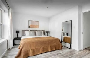 2 chambres, fer et planche à repasser, Wi-Fi gratuit, draps fournis