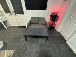 Living area - Cozy studio with AC and WiFi in charming Winter Park (Winter Park)