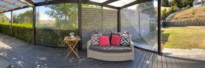 Terrace/patio - Tui's Retreat - Peaceful, Private, and Close to Town (Westmere)