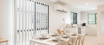 Smart Suites Self Check-in Apartments - 21 Darnley