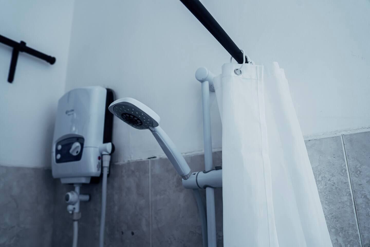 Hand-held showerhead