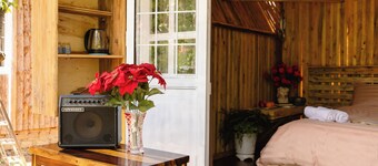 Scent Chalet - Scent Village