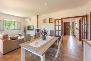 House | Living room