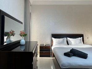 1 chambre, fer et planche à repasser, Wi-Fi, draps fournis