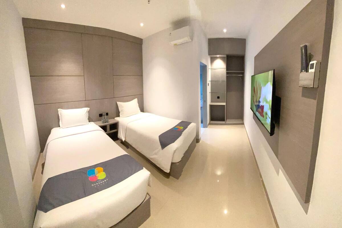 Habitación Deluxe con 2 camas individuales | Escritorio, espacio para trabajar con un portátil, wifi gratis