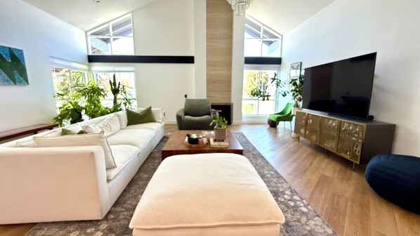 Smart TV, table football, ping pong, books