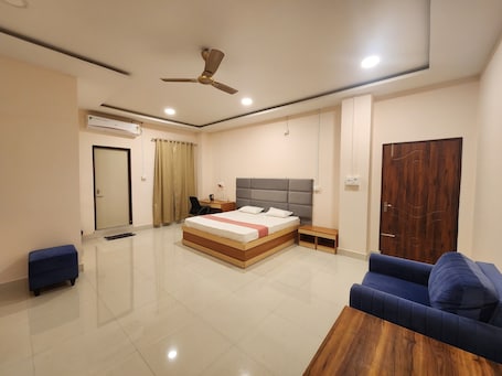 Deluxe Single Room. Bio-input Guest House