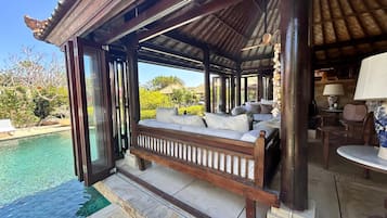 Alberca al aire libre