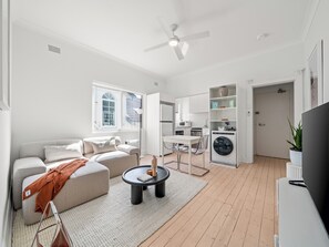 FIVE. The Fletcher Bondi | Living area | 55-inch LED TV with digital channels