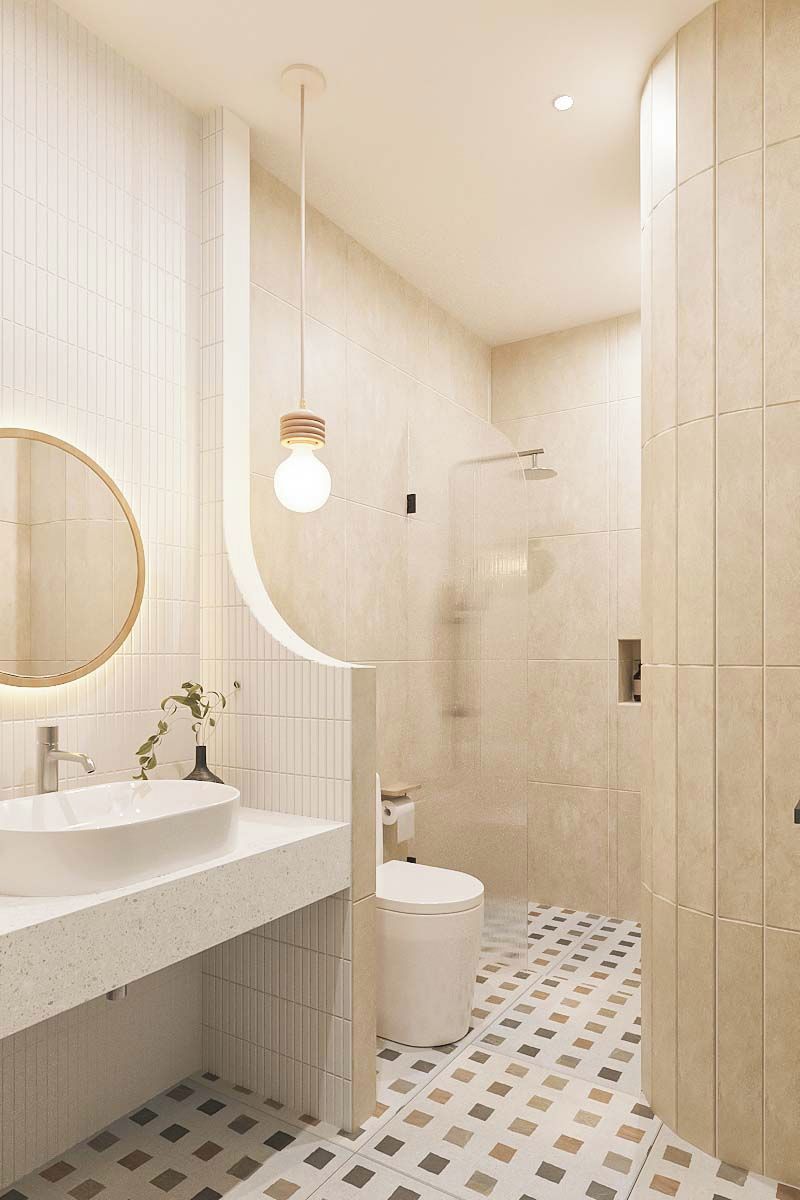 Un bagno moderno con uno specchio grande, un lavandino, un WC e una doccia.