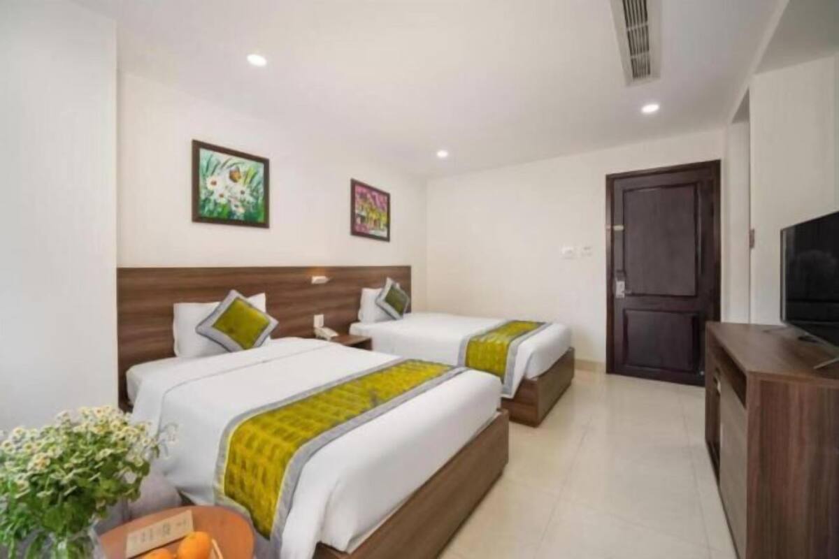 1 habitación, escritorio, cortinas blackout y insonorización