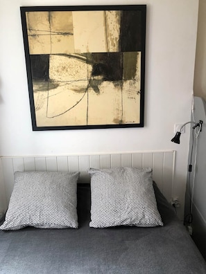 1 bedroom, iron/ironing board, free WiFi, bed sheets - Duplex rue Donzelle 1st floor (CAHORS)
