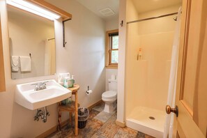 Shower, towels