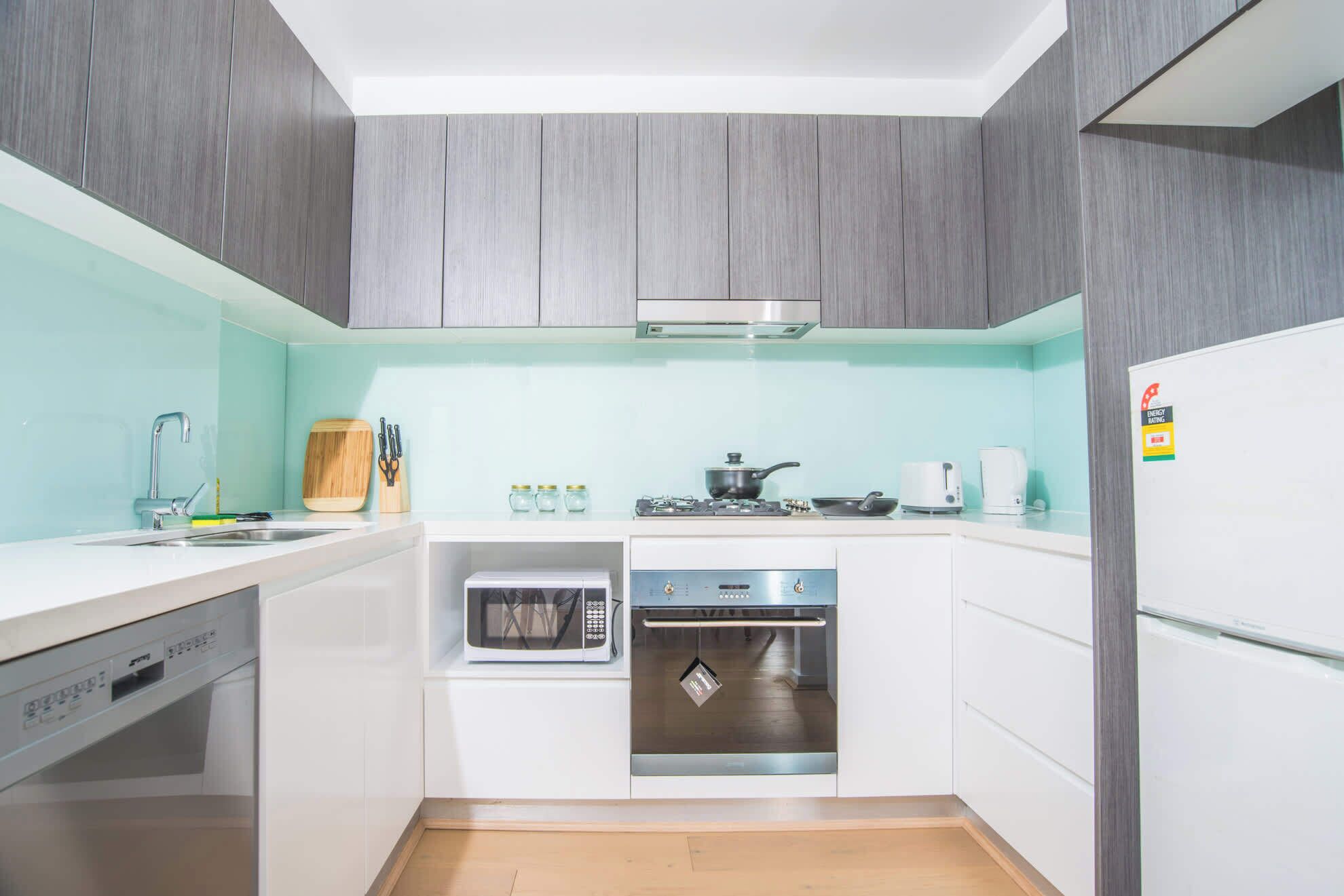 Fridge, microwave, oven, stovetop