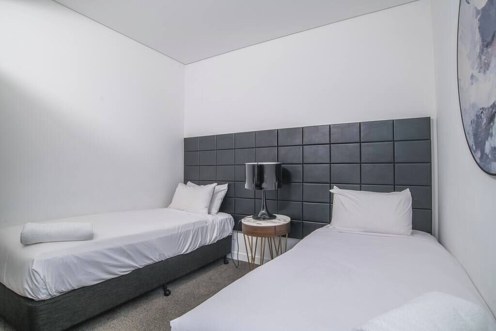 熨斗/熨衣板、WiFi、床单