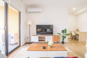 TV