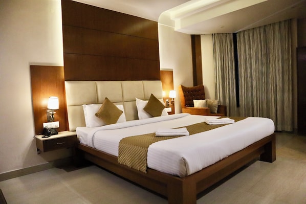 Suite – deluxe | Skrivebord, skrivebord for bærbar PC og wi-fi (inkludert)