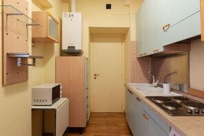 冰箱、微波炉、炉灶、茶具/咖啡用具