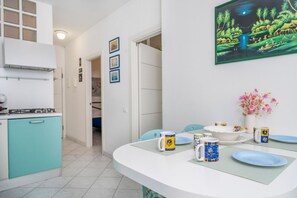 Dining - Raggio dello Scirocco Apartment - Lignano Pineta (Lignano Sabbiadoro)