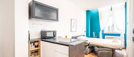 1 chambre, fer et planche à repasser, Wi-Fi, draps fournis