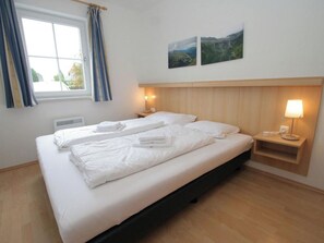 2 bedrooms, Internet