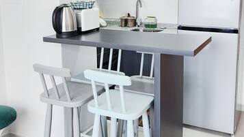 Microwave, oven, stovetop, paper towels