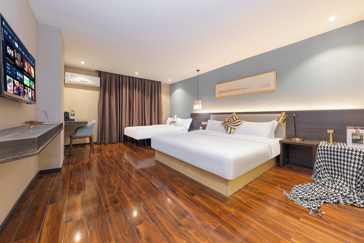 Family Twin Room