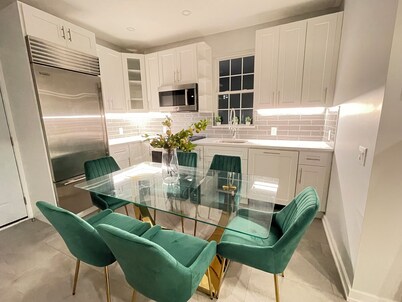 Prime Luxury with Balcony Wood Fireplace