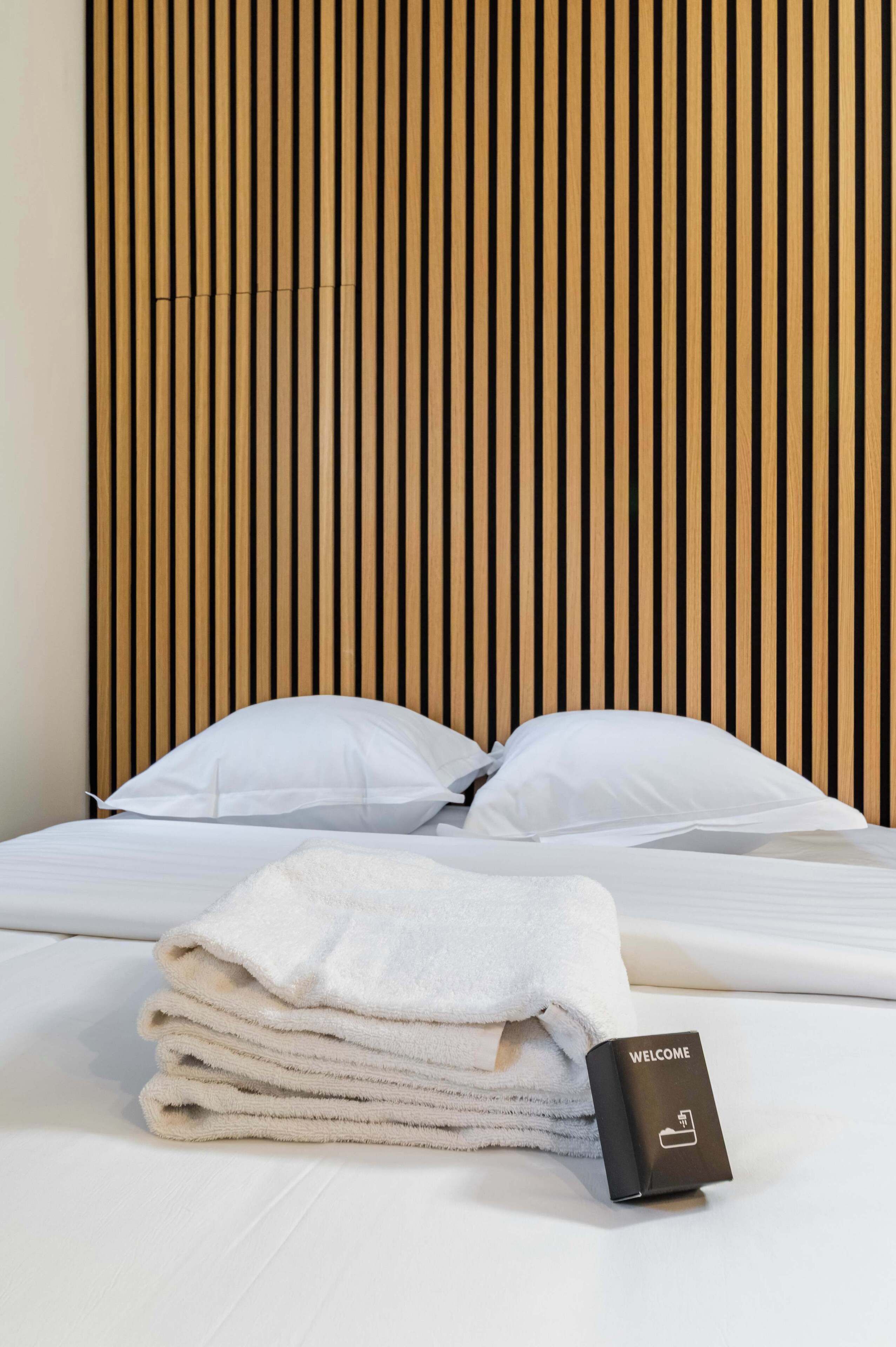 Bügeleisen/Bügelbrett, WLAN, Bettwäsche