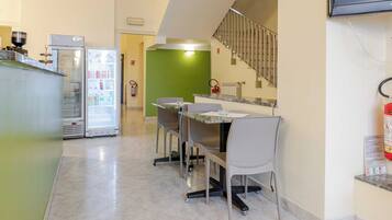 House | Dining