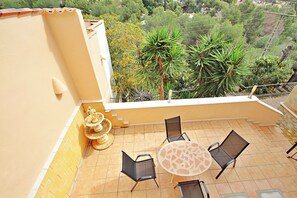 Outdoor dining - Bavaria - ocean view villa with private pool in Benissa (Benissa)