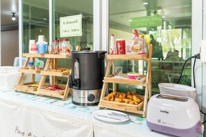 Desayuno continental incluido todos los días 