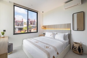 Deluxe Villa, 2 Bedrooms, Balcony, Pool View | 2 bedrooms, laptop workspace, iron/ironing board, free WiFi
