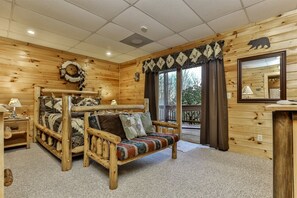 Smart TV, fireplace - Cabin Time | Mineral Bluff, GA (Mineral Bluff)