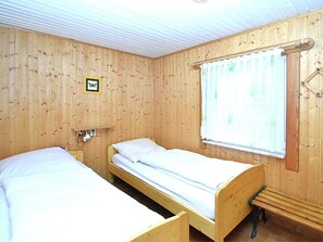 2 bedrooms, WiFi - Holiday Home with Parking (Neustadt/Harz)