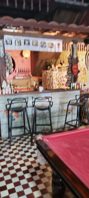 Bar (en el alojamiento)