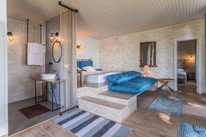 ซูพีเรียบังกะโล, วิวทะเล | มินิบาร์, ผ้าม่านกันแสง, เตารีด/โต๊ะรีดผ้า, Wi-Fi ฟรี