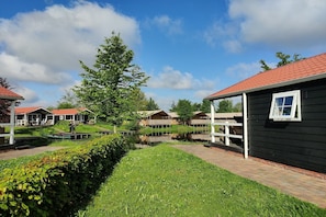 Property grounds - Glamping with Veranda Over Water (Bant)